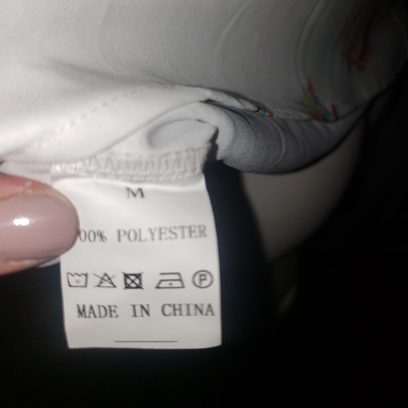 Style & Co Floral Vneck Top - Picture 4 of 4